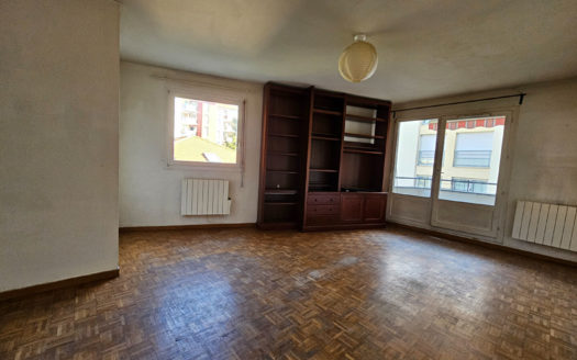 T3 à rénover proche métro République