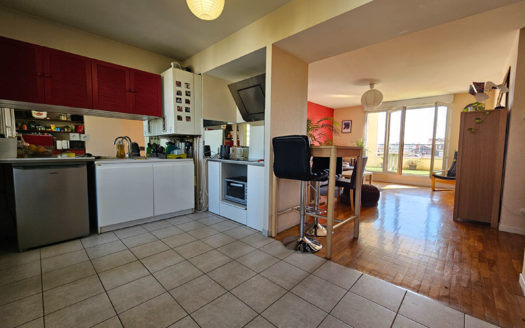 T4 récent dernier étage Place Wilson