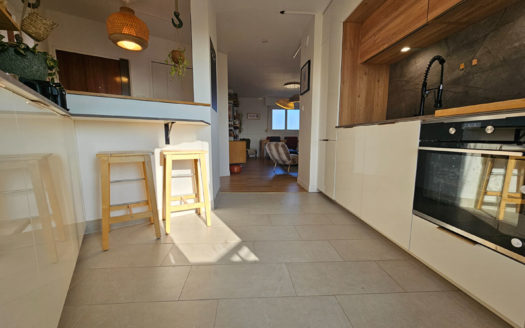 T4 rénové avec parking Croix-Luizet