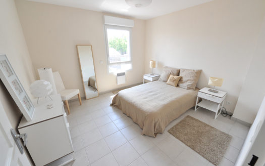 T3 récent métro Debourg