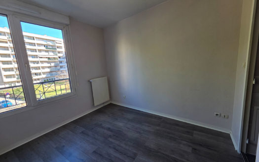 T2 récent avec garage Place Ronde