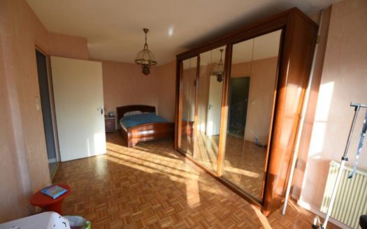 T5 avec balcons et parkings Tonkin / Charpennes