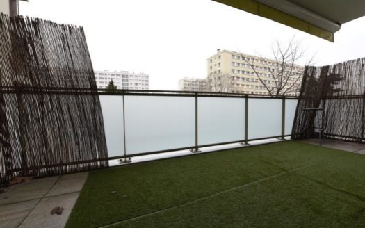 T3 Récent avec garage double Médipôle