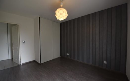 T3 Récent avec garage double Médipôle