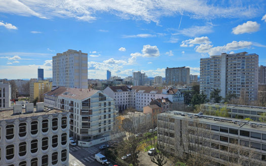 T4 meublé avec parking La DOUA.