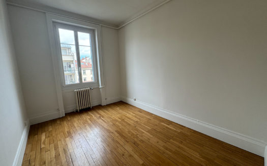 T5 rénové Préfecture