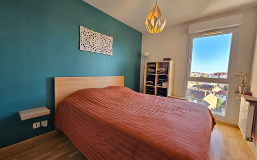 T3 récent avec garage CROIX-LUIZET