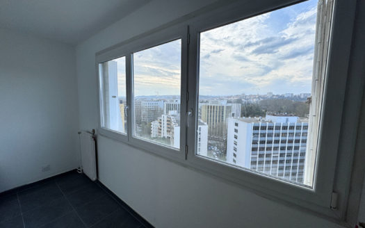 T4 rénové avec garage Tonkin