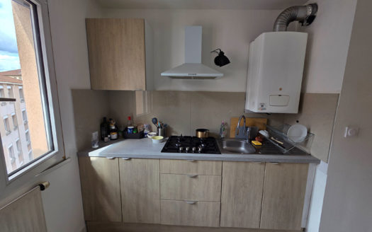 T2 Dernier étage Jean Macé