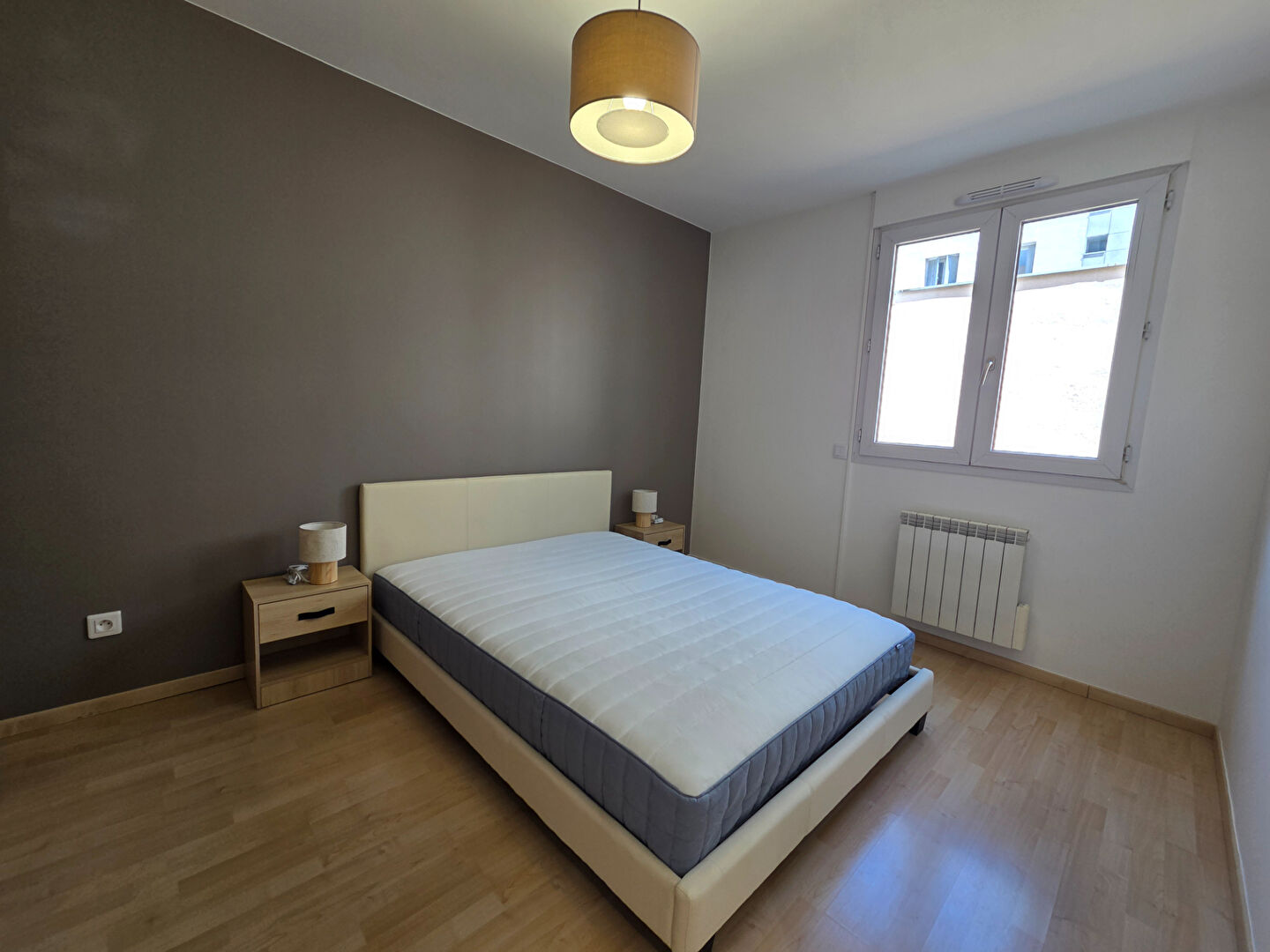 T2 meublé avec garage Monplaisir