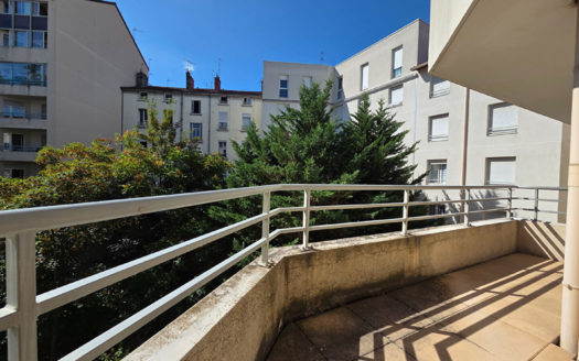 T3 Meublé avec garage Gratte-Ciel